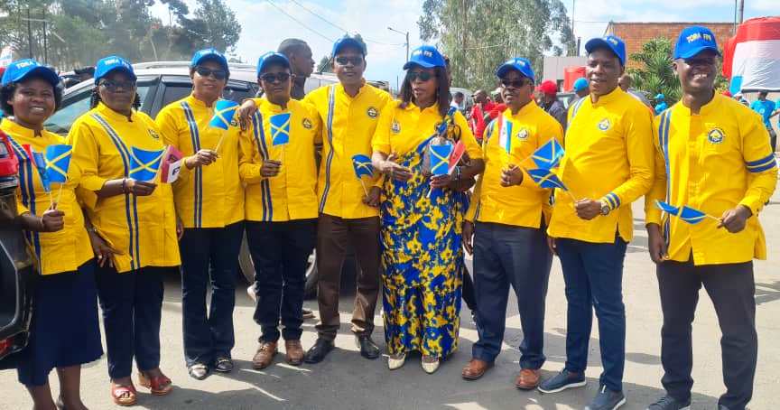 Read more about the article Menya imigenzo myiza PDC yigisha