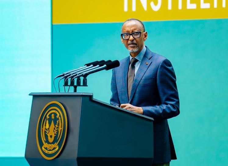 “Ntuzigere utekereza kuba ikindi wabonye ahandi” Perezida Kagame